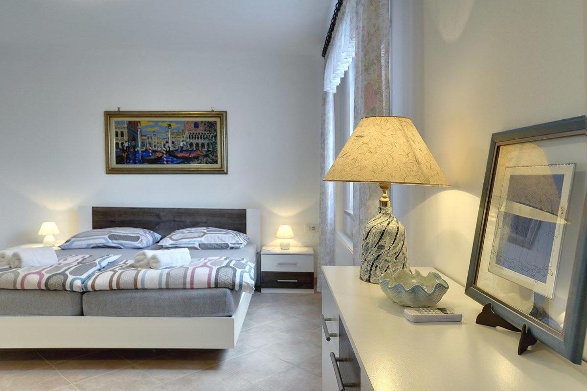 Villa Mima Banjole Exterior photo