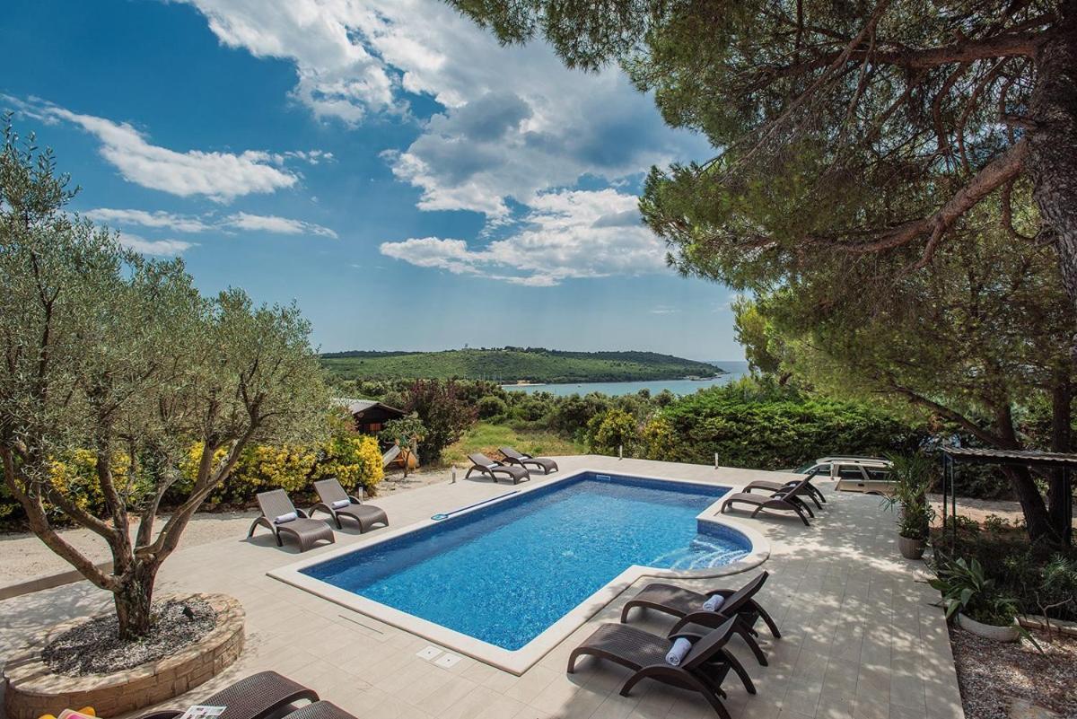 Villa Mima Banjole Exterior photo